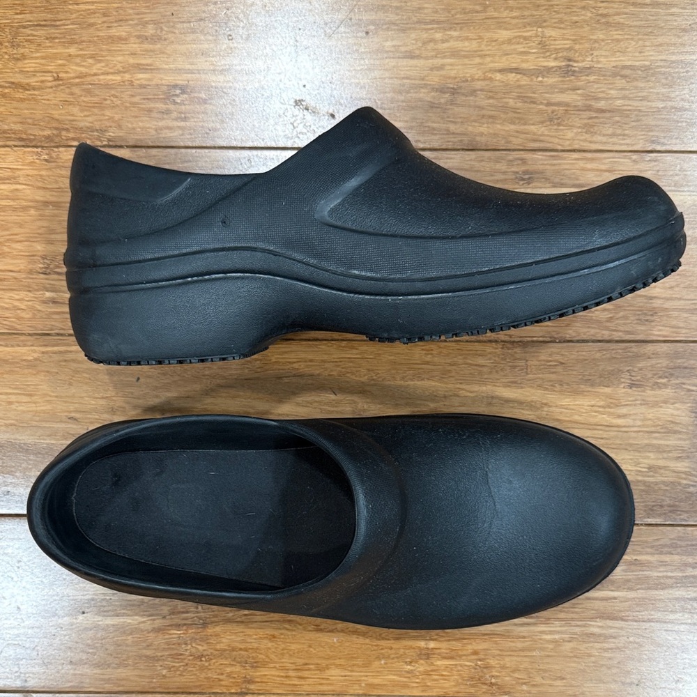 Women’s Neria Pro II Work Clog